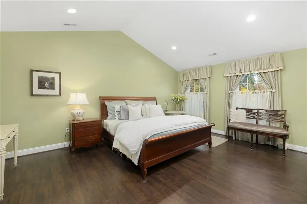 10 Honey Lou Court Cranston RI 02921