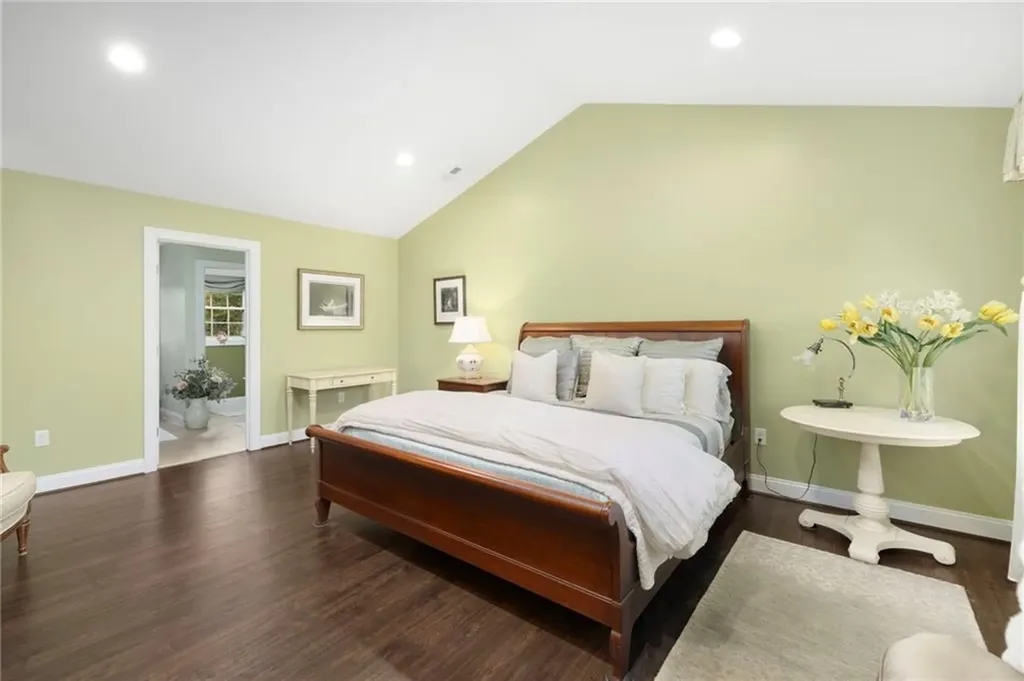 10 Honey Lou Court Cranston RI 02921