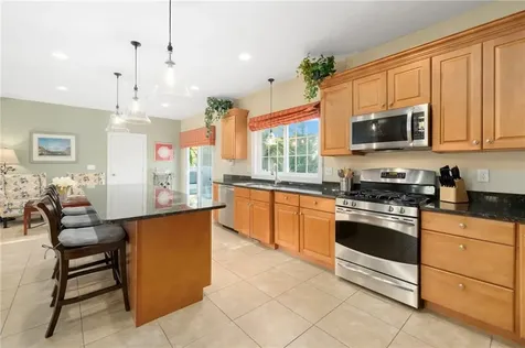 10 Honey Lou Court Cranston RI 02921