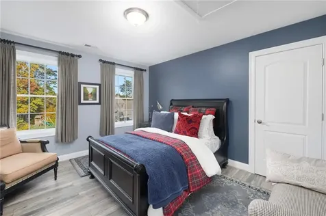 10 Honey Lou Court Cranston RI 02921