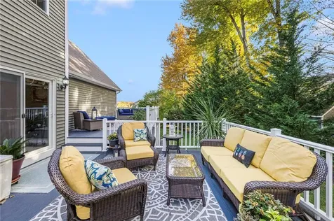 10 Honey Lou Court Cranston RI 02921