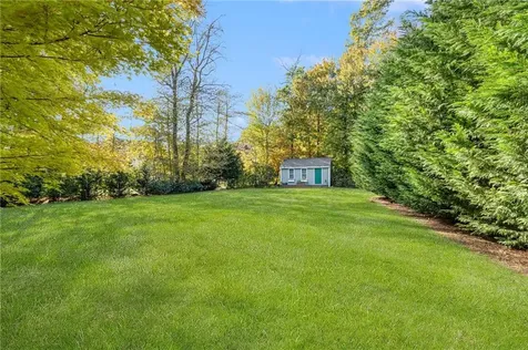 10 Honey Lou Court Cranston RI 02921