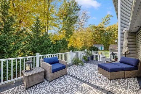 10 Honey Lou Court Cranston RI 02921