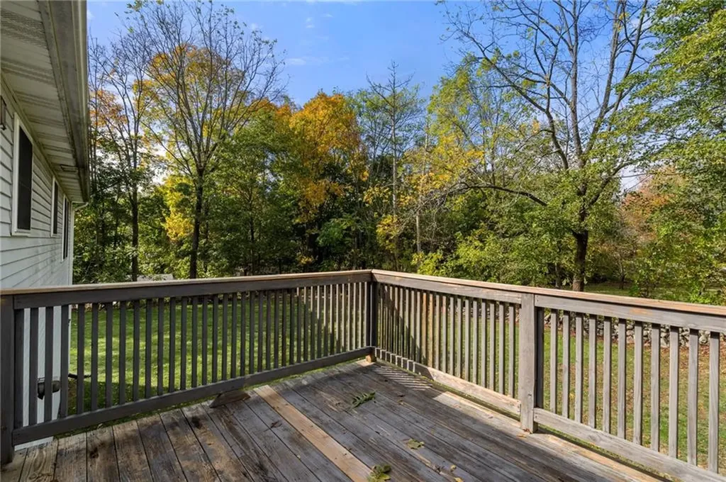 5 Meadow Court Smithfield RI 02917