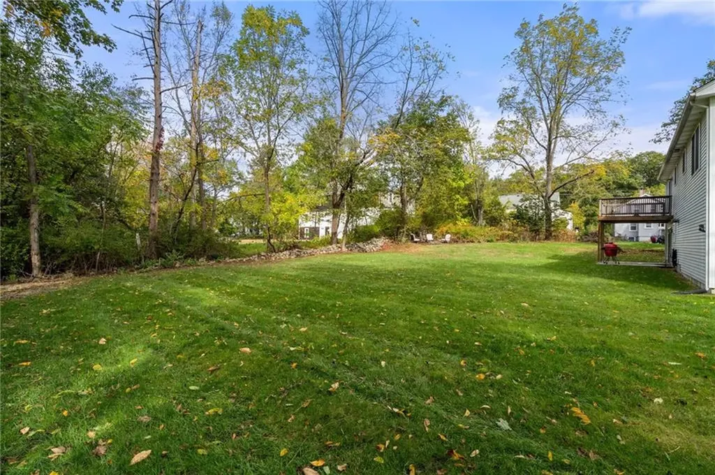 5 Meadow Court Smithfield RI 02917