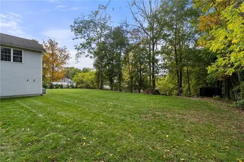 5 Meadow Court Smithfield RI 02917