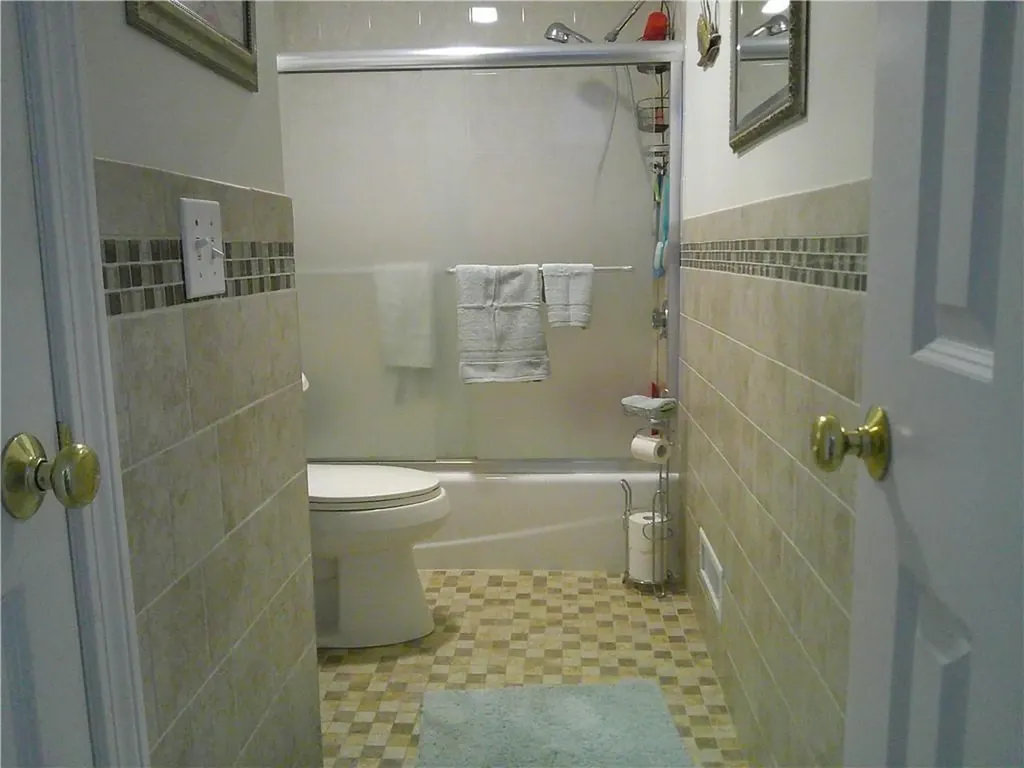 16 Kent Street Cumberland RI 02864