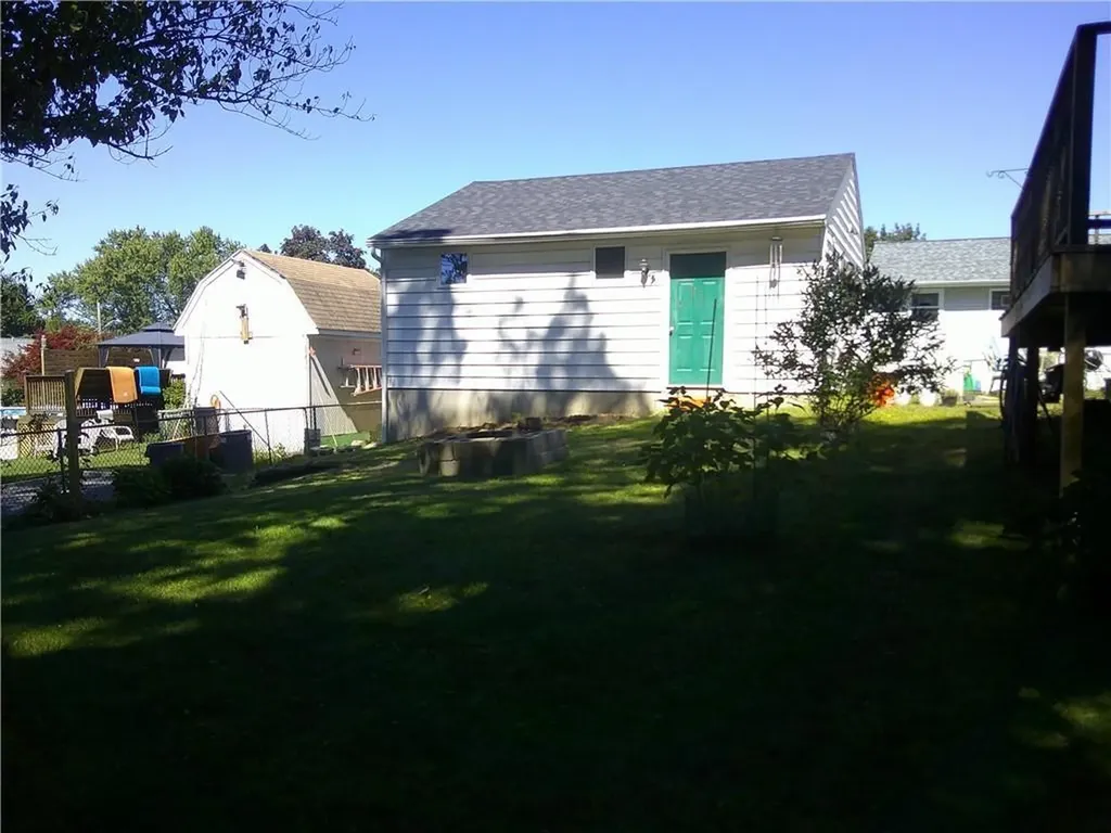 16 Kent Street Cumberland RI 02864