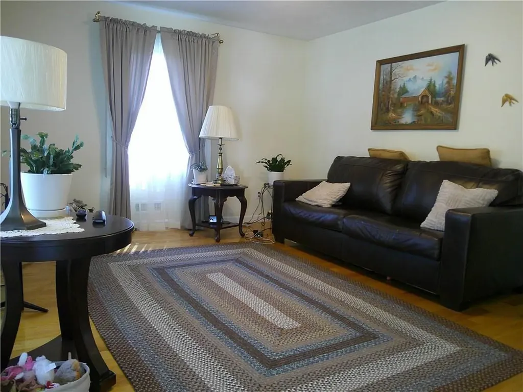 16 Kent Street Cumberland RI 02864