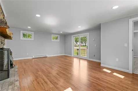 3 Creighton Place Coventry RI 02816