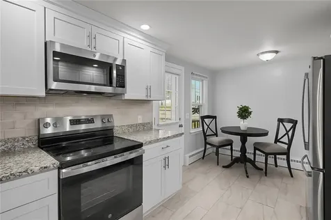 3 Creighton Place Coventry RI 02816