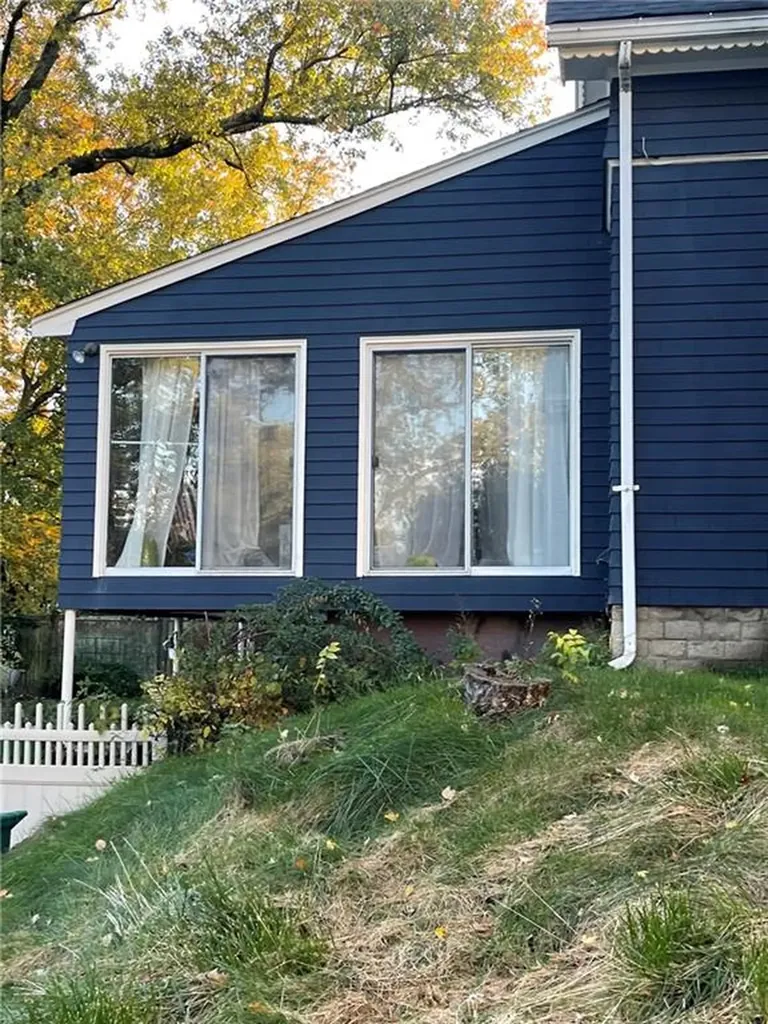 56 Winter Street Woonsocket RI 02895