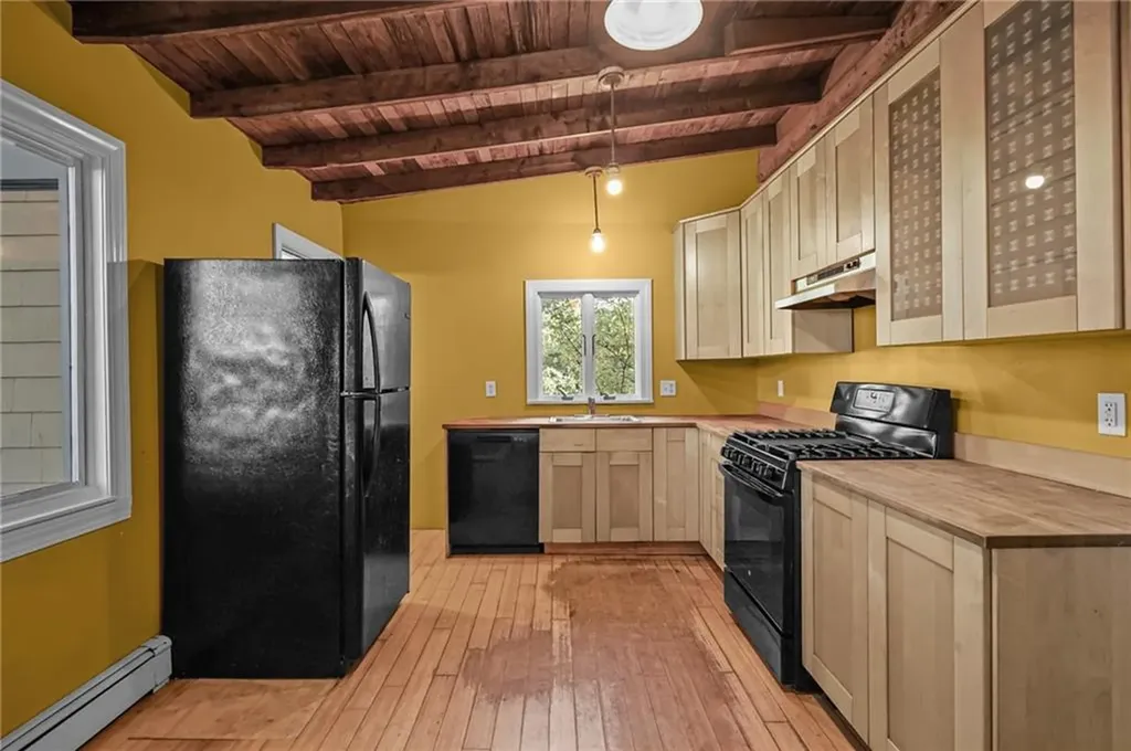 49 Bridge Street Warren RI 02885