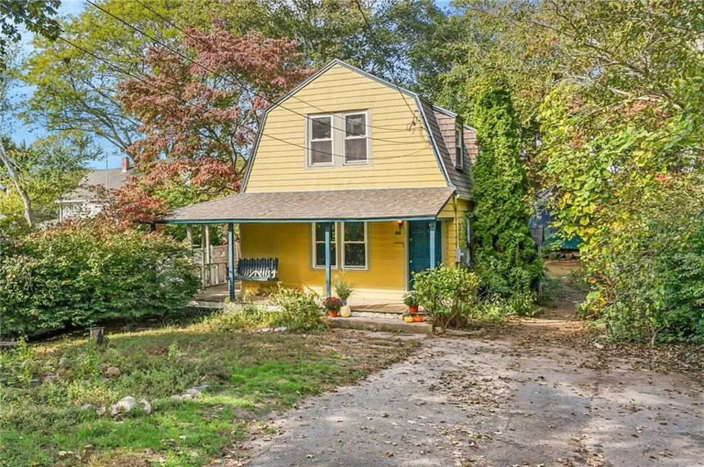 49 Bridge Street Warren RI 02885