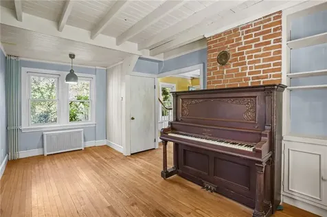 49 Bridge Street Warren RI 02885