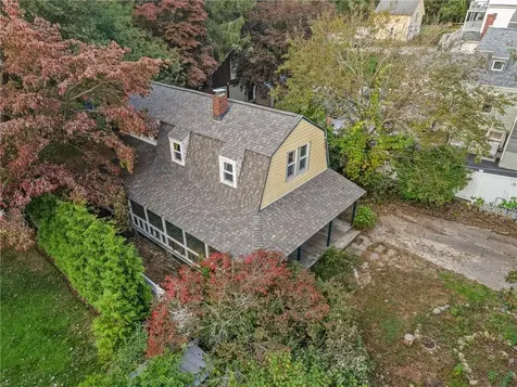 49 Bridge Street Warren RI 02885