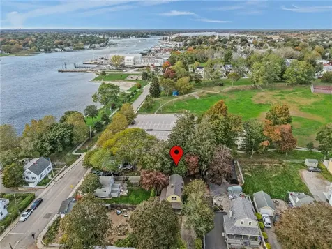 49 Bridge Street Warren RI 02885