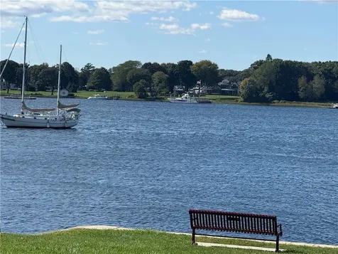 49 Bridge Street Warren RI 02885