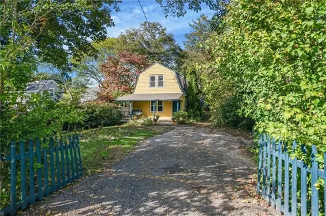 49 Bridge Street Warren RI 02885