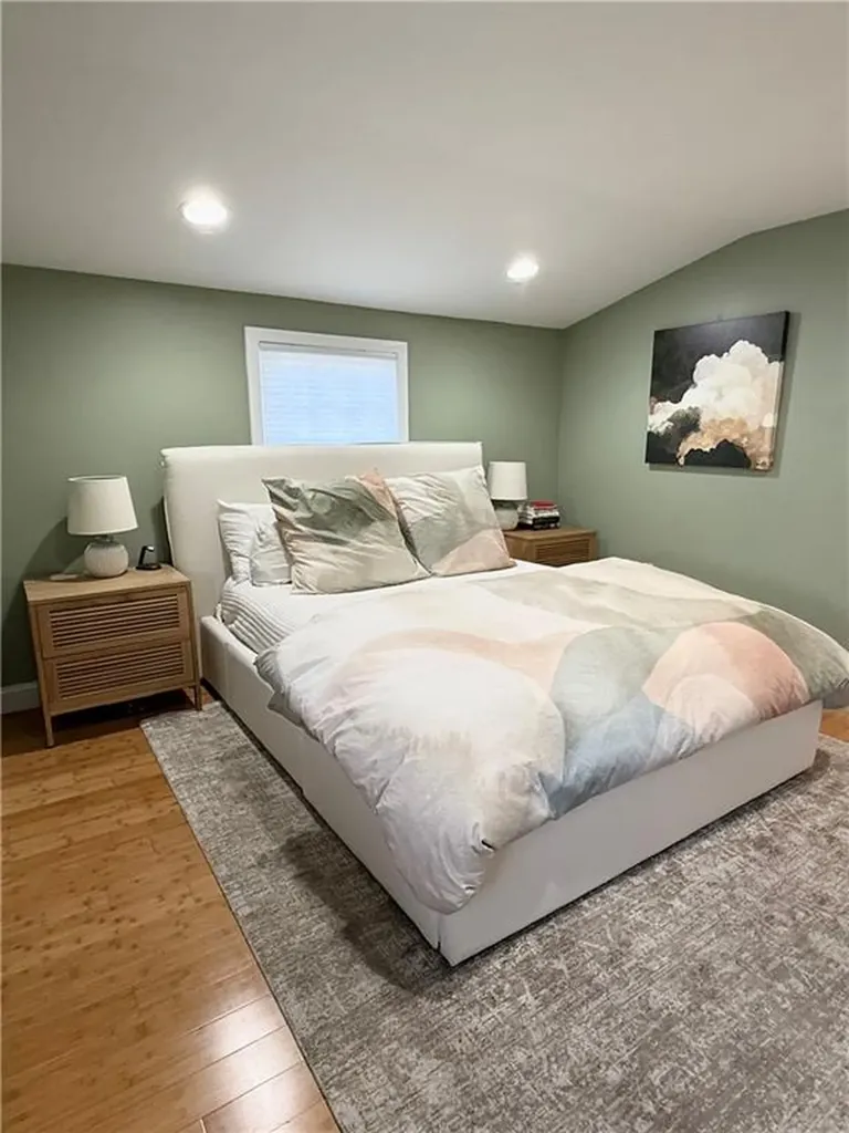 173 Maplecrest Drive Pawtucket RI 02861