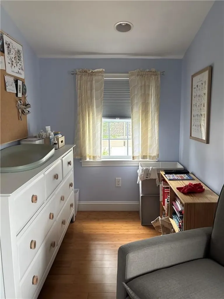 173 Maplecrest Drive Pawtucket RI 02861