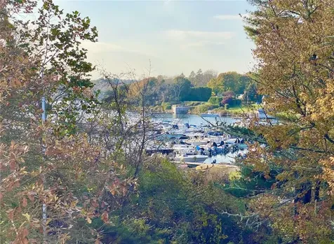 49 West Way Charlestown RI 02813