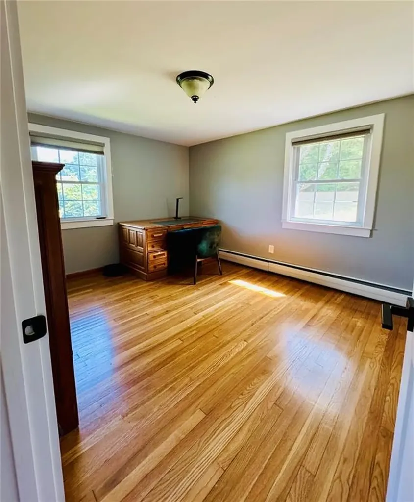 16 Tallyho Road Cumberland RI 02864