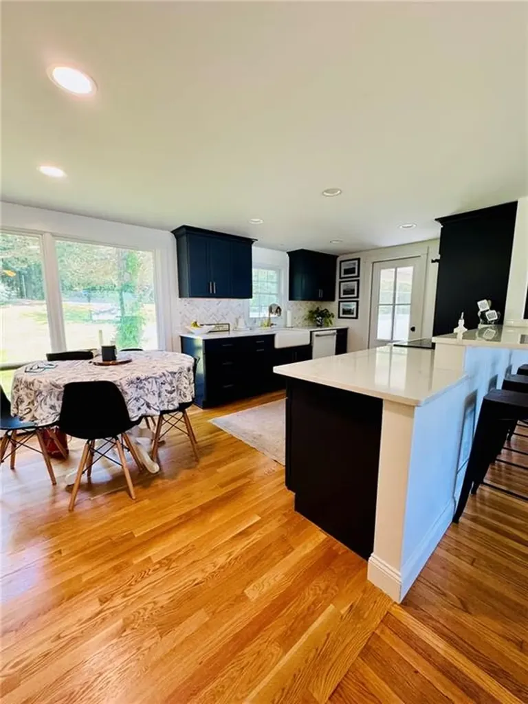 16 Tallyho Road Cumberland RI 02864