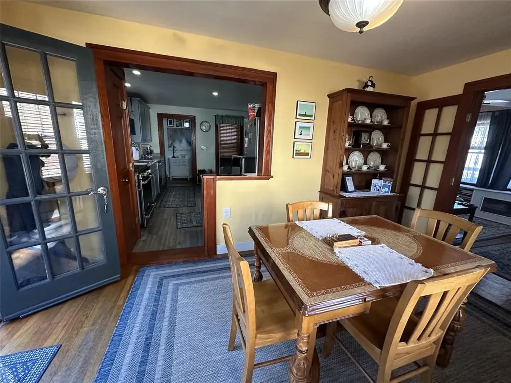 44 George Street Westerly RI 02891