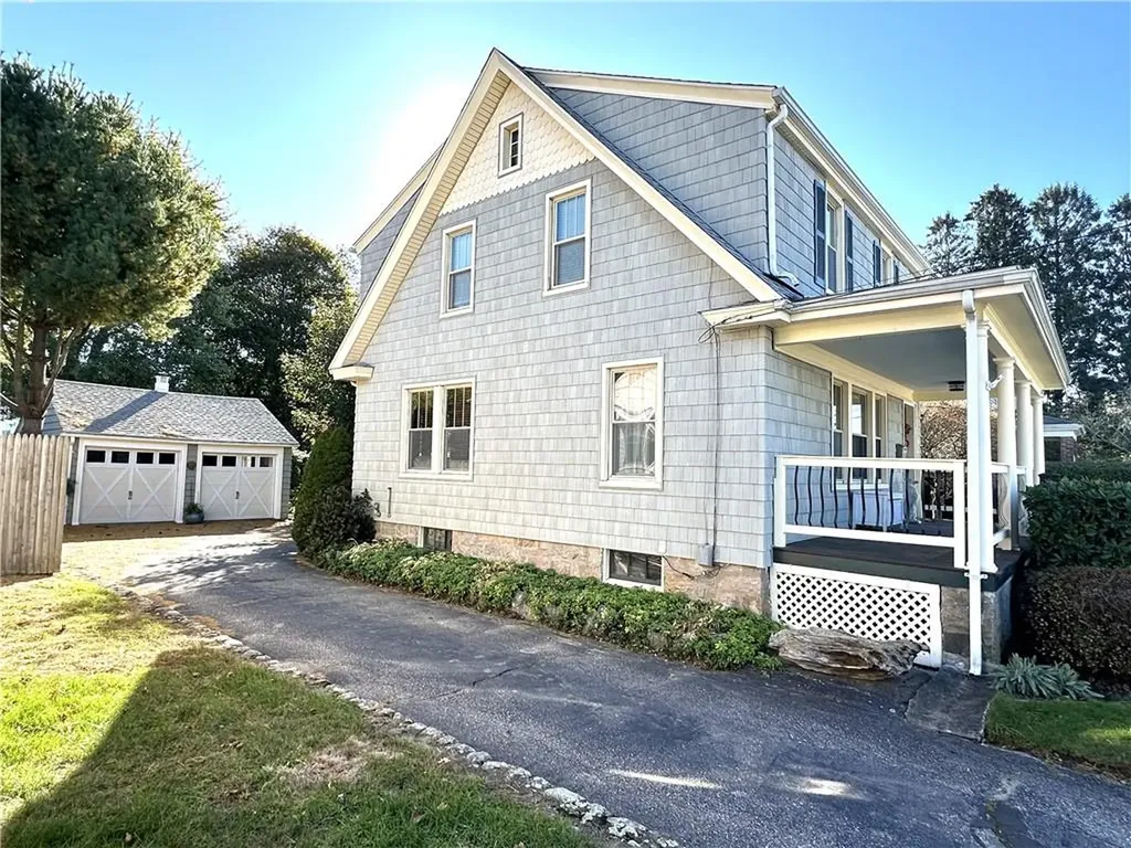 44 George Street Westerly RI 02891
