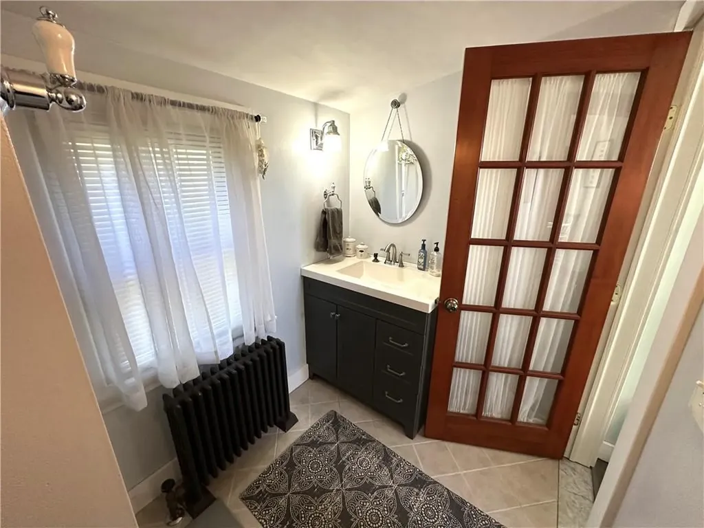 44 George Street Westerly RI 02891