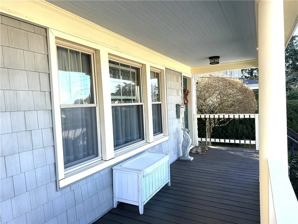 44 George Street Westerly RI 02891