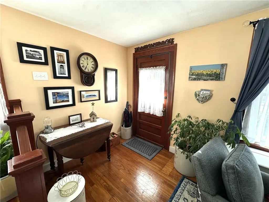44 George Street Westerly RI 02891