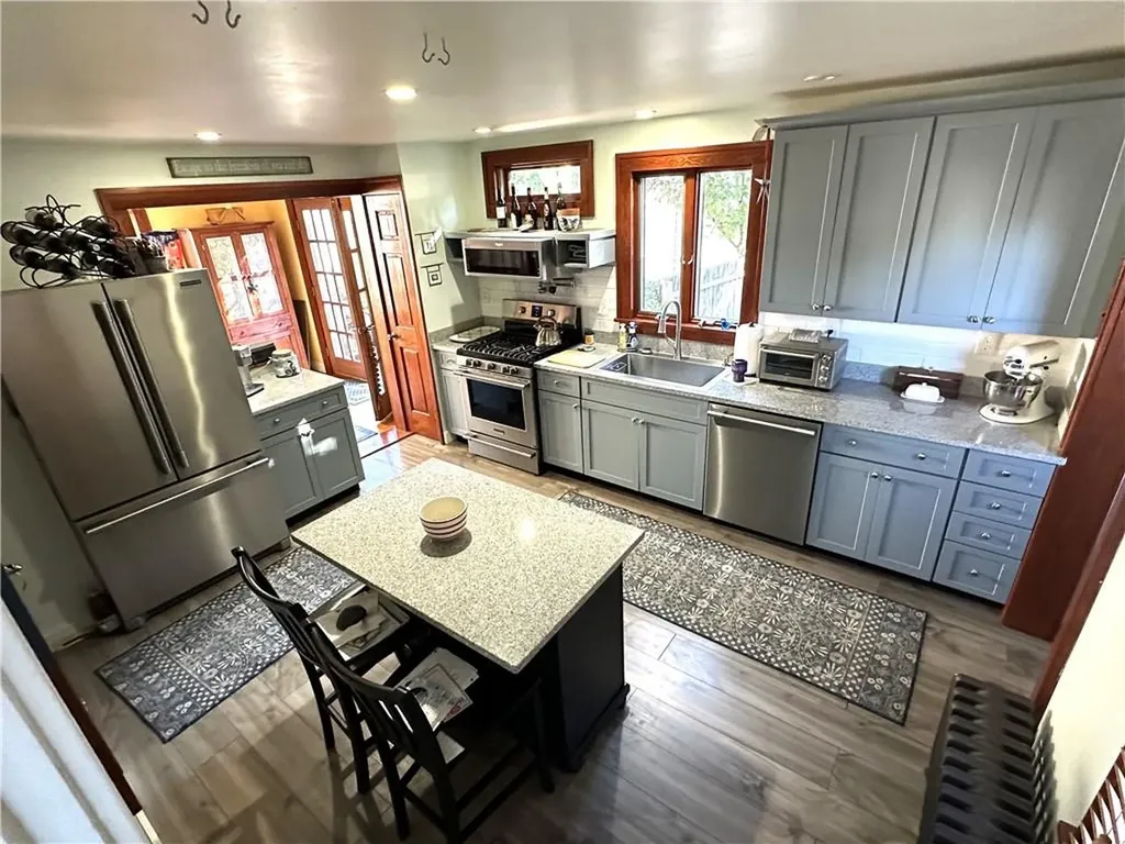 44 George Street Westerly RI 02891