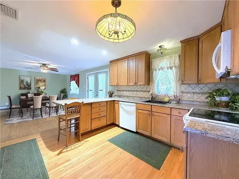 398 Sampan Avenue Jamestown RI 02835