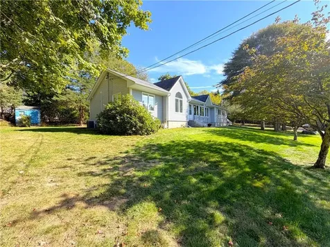 398 Sampan Avenue Jamestown RI 02835