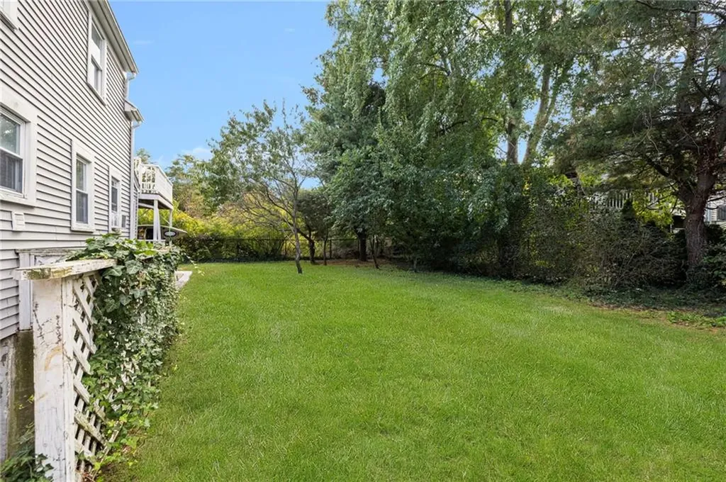 41 Spadina Avenue Warwick RI 02889