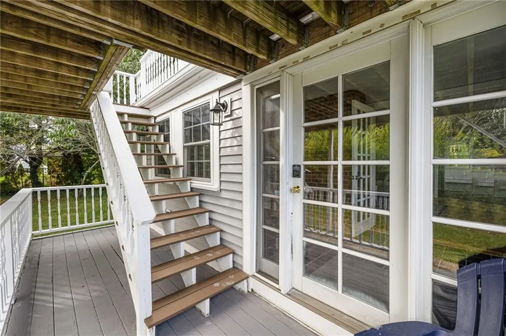 41 Spadina Avenue Warwick RI 02889