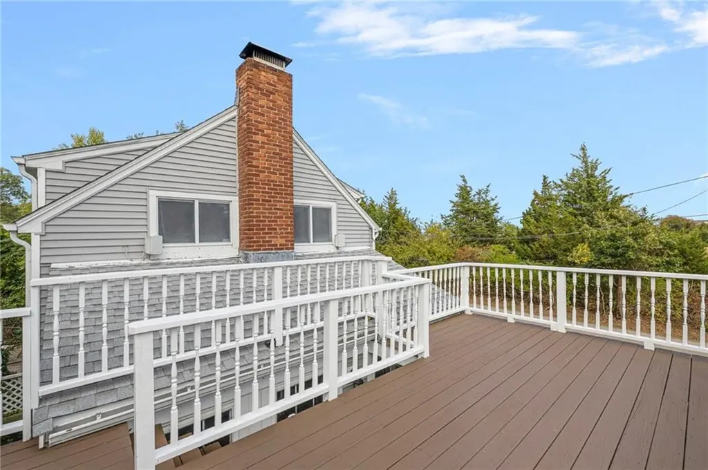 41 Spadina Avenue Warwick RI 02889