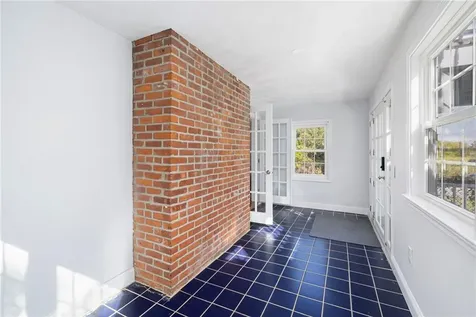 41 Spadina Avenue Warwick RI 02889