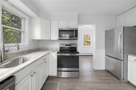 41 Spadina Avenue Warwick RI 02889