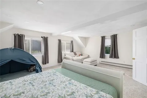 41 Spadina Avenue Warwick RI 02889