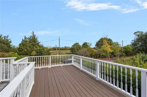 41 Spadina Avenue Warwick RI 02889