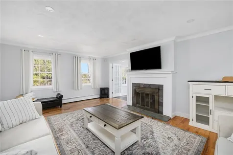 41 Spadina Avenue Warwick RI 02889