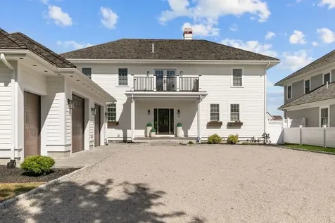 45 Carnegie Abbey Lane Portsmouth RI 02871