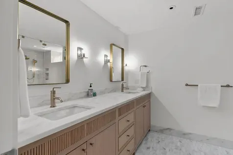 45 Carnegie Abbey Lane Portsmouth RI 02871