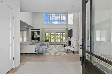 45 Carnegie Abbey Lane Portsmouth RI 02871