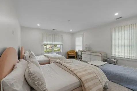 45 Carnegie Abbey Lane Portsmouth RI 02871