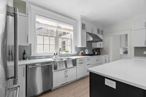 45 Carnegie Abbey Lane Portsmouth RI 02871