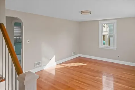 27 Ruth Street Pawtucket RI 02861